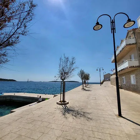 Apartman Viky Primosten Exterior photo