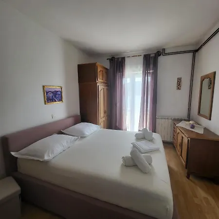 Apartman Viky Primosten Exterior photo
